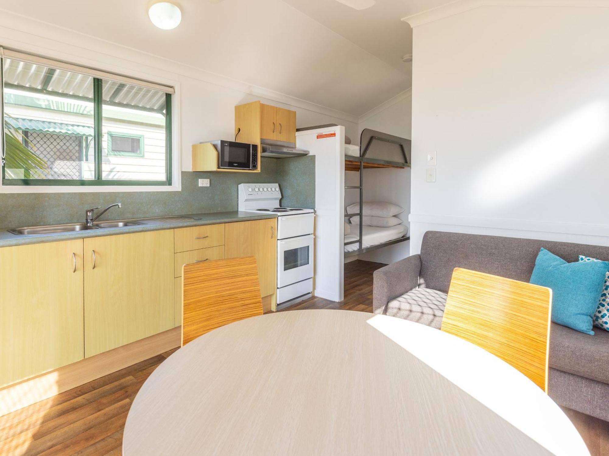 Nrma Bowen Beachfront Holiday Park Zimmer foto